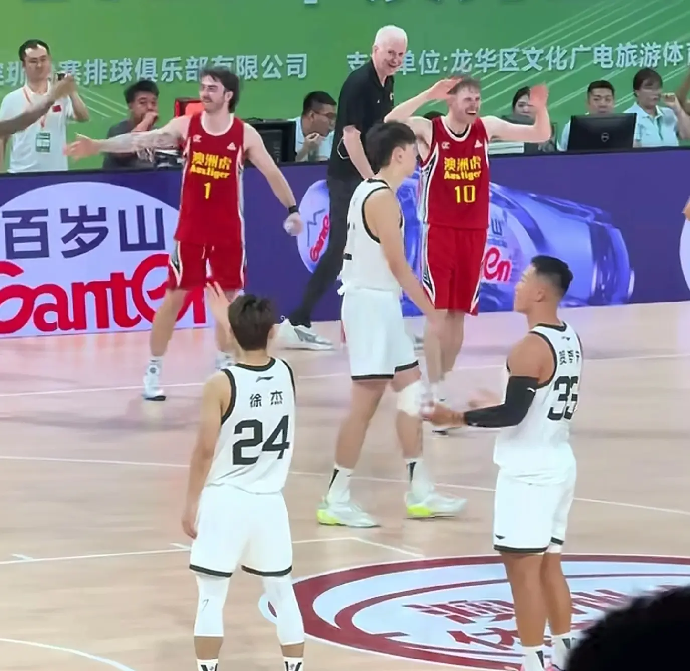 杜锋指导也