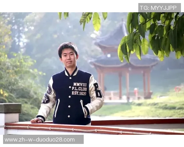 甘孜州足球球星倪豪的成长之路与职业生涯回顾